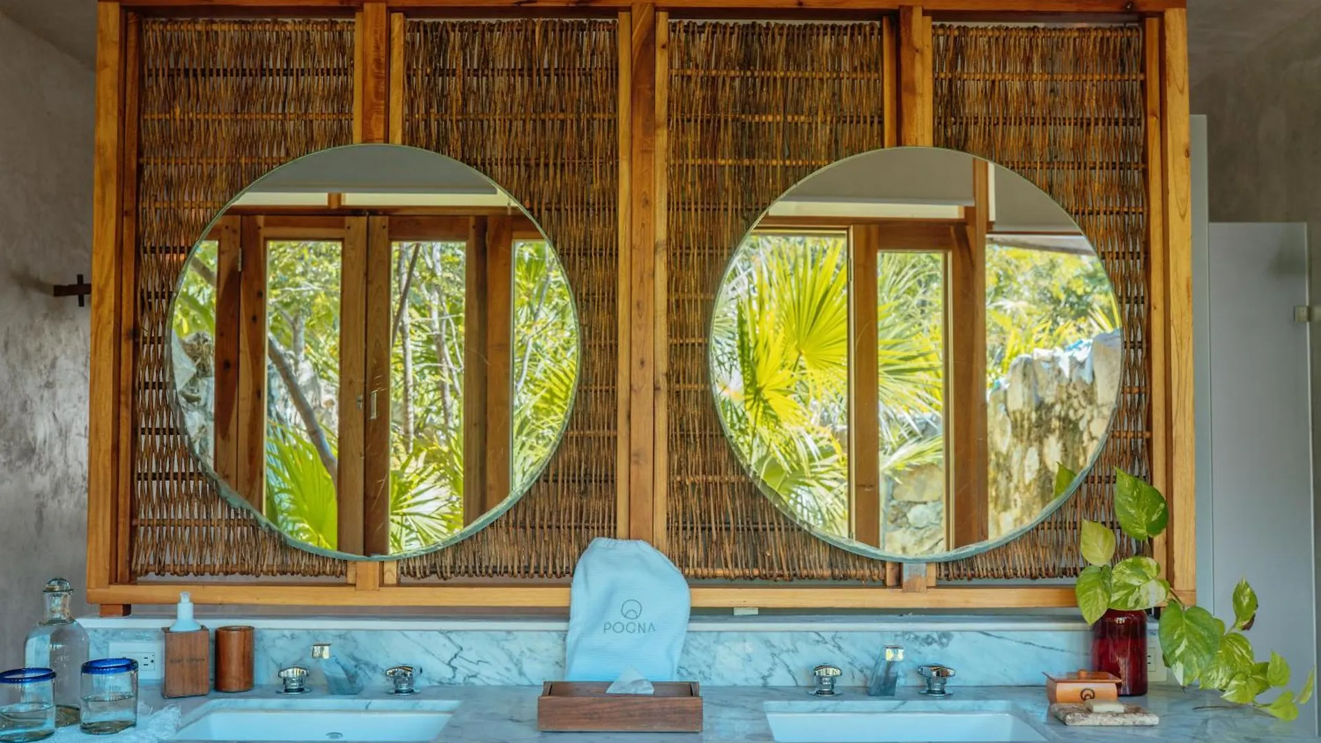 Hotel Poc Na Tulum 3*,